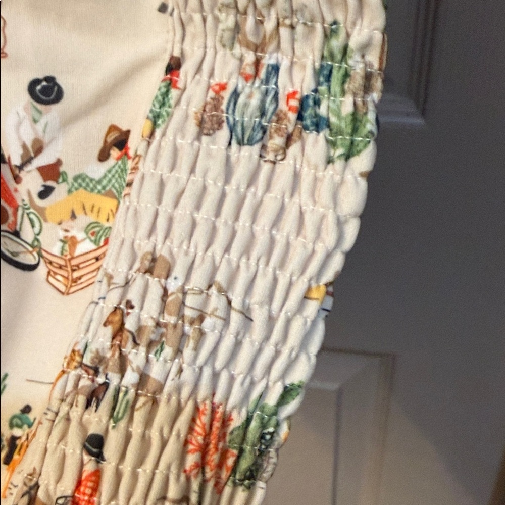 Oregon trail Scene pearl snap vest- Cream with Multi-Color - Picture 5 of 7